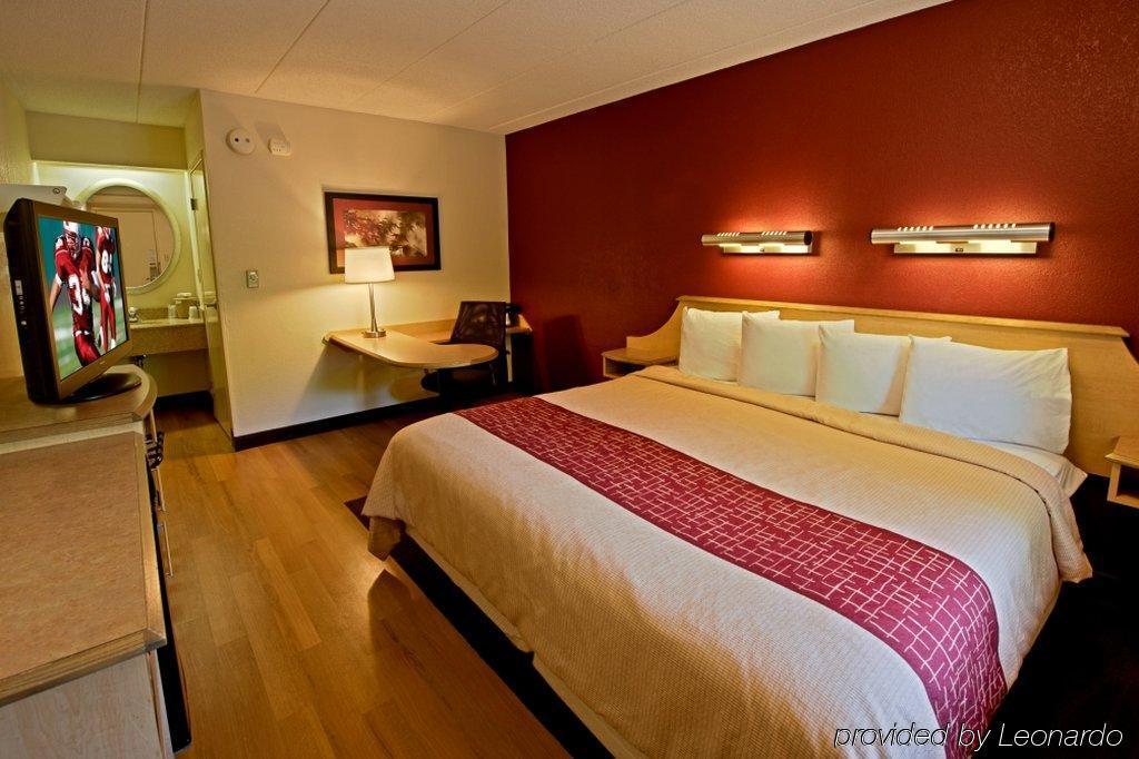 Red Roof Inn Cleveland - Independence Quarto foto